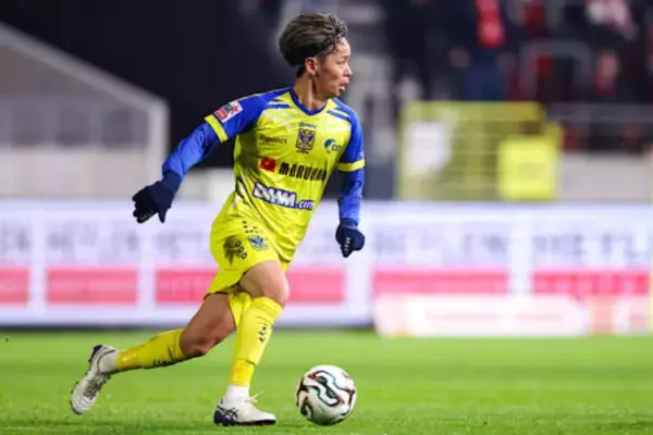 「日本人5選手が先発出場のシント・トロイデンが5連勝で暫定2位に！　伊藤涼太郎はPKで今季6得点目をマーク」の画像