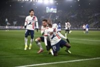 PSG、数的不利に陥るもストラスブールに勝利で首位キープ！　ハキミ退場後にN・メンデスの決勝弾