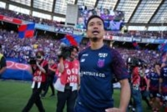 日本人最多5度目のW杯へ！…長友佑都が感謝と決意を口に「強い信念を持って、覚悟を持って戦いたい」