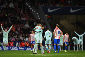 アトレティコの“要塞”に問題発生？　コケやグリーズマンが芝の状態に不満「滑るし、ボールが浮き上がってしまう」