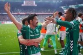 菅原由勢が得意のクロスで先制点アシスト！　ブレーメンがダービー制し、残留へ貴重な勝ち点3
