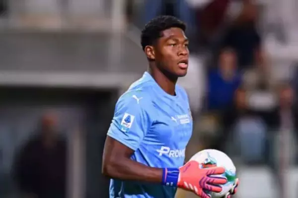 鈴木彩艶がついに戦列復帰へ！…パルマ指揮官が次節メンバー入りを示唆「少しずつ様子を見る」