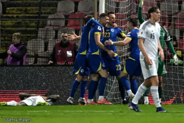 「イタリアが3大会連続でW杯出場を逃す…退場者が響きPK戦の末に敗退　ボスニア・ヘルツェゴビナが3大会ぶりの本大会出場」の画像