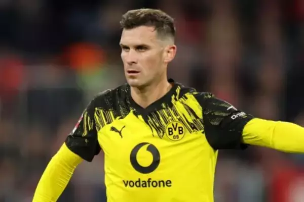 MFグロスが1年半ぶりのブライトン復帰決定！　指揮官「大きな戦力となる」