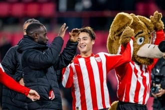 日本代表帰りの佐野航大がフル出場…PSV、ヘーレンフェーンに2発で完封勝利