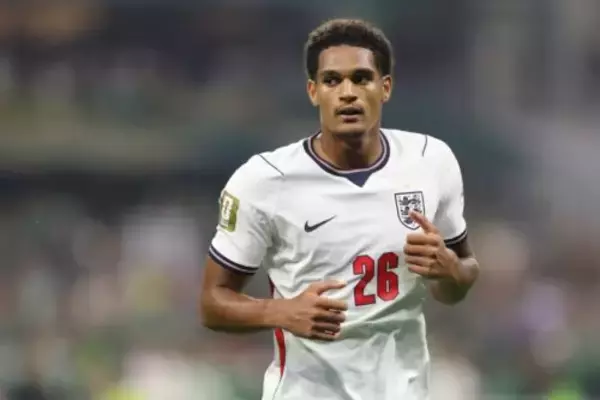 イングランド代表DFクアンサーに2試合出場停止処分…米代表FWと同じ一発退場もFIFAの判断分かれる