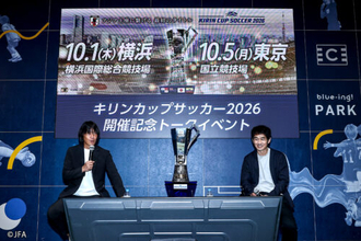 ときには夜中まで…日本代表を裏で支える中村俊輔＆齊藤俊秀コーチの知られざる奮闘「選手に伝わらないとダメ」