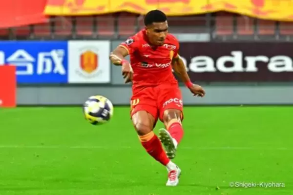 名古屋FWマテウスが左前十字じん帯を損傷…治療のためブラジルに帰国