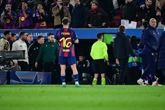 UEFAが今夏に“VARサミット”実施へ…「最も明白な誤審にのみ介入」という原点への回帰を狙う