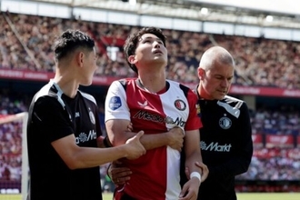 渡辺剛が親善試合で負傷交代…フェイエノールト指揮官「骨折はしていない」