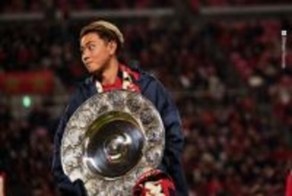 「あれはシャペウ（笑）」4カ月ぶり先発で先制アシスト、苦しみ抜いた荒木遼太郎が初タイトルに「何にも変えられないぐらい嬉しい」