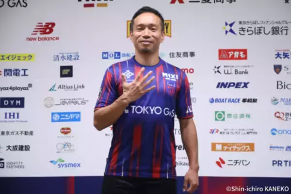 長友佑都がFC東京で現役続行を決断「優勝してシャーレを」…W杯後には「引退に傾いていた…」と葛藤も、日本代表にも意欲