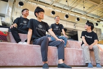 ピッチ上の景色を“ハック”する　リコーの挑戦がスポーツの常識を変える日