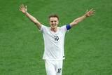 「3戦5発のハーランドとともにノルウェー代表牽引！…ウーデゴーアがW杯史上3人目の記録達成」の画像1