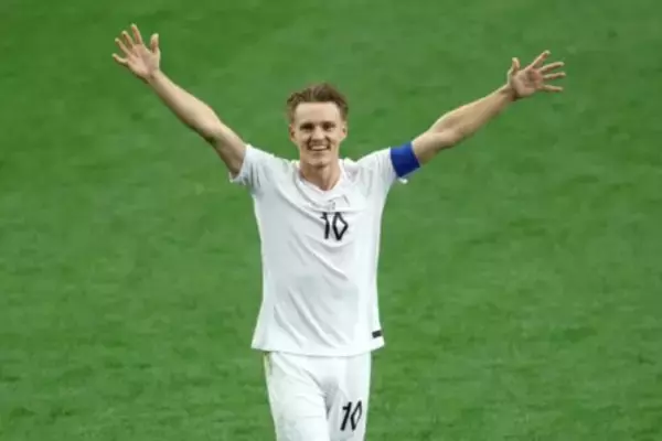 3戦5発のハーランドとともにノルウェー代表牽引！…ウーデゴーアがW杯史上3人目の記録達成