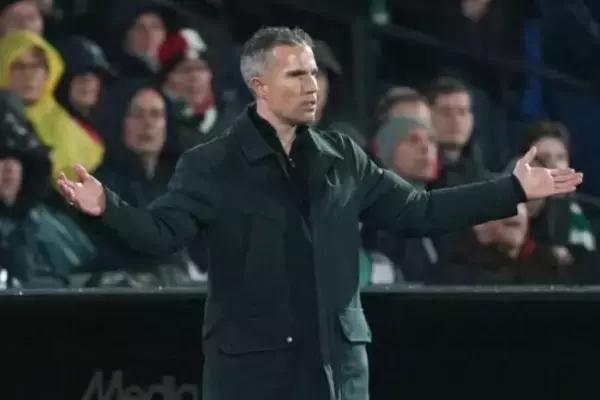 上田綺世の“緊急投入”も実らずEL敗退危機…フェイエノールト指揮官「この試合には失望している」