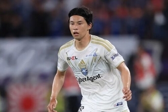 中山雄太の欧州再挑戦が正式決定！　セルビア王者と3年契約締結、背番号「3」