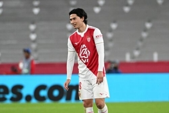 長期離脱の南野拓実、ポグバらモナコのチームメイトからエール「強くあれ」