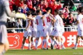 “赤い彗星”東福岡が6発完封で秋田商を下す…10番背負う主将・齊藤琉稀空がハットトリックの大活躍