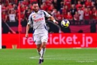 昨夏に新潟加入のスウェーデン人FWが海外移籍へ…現在は体調不良でチーム離脱中