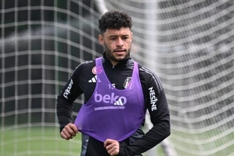 セルティック指揮官、加入濃厚のチェンバレンに言及「彼と話をした」