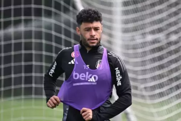 セルティック指揮官、加入濃厚のチェンバレンに言及「彼と話をした」