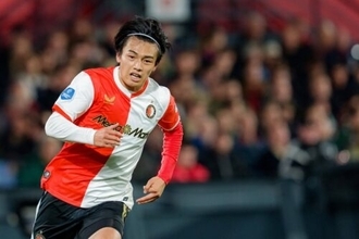 5戦5発の決定力は言わずもがな…ファン・ペルシ監督が称賛する上田綺世の献身性「守備の原動力さ」