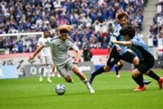 横浜FM、FW遠野大弥のケガを報告…昨年負傷した右アキレス腱を再断裂、全治6カ月見込み