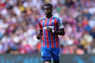 イングランド代表DFグエイ、リヴァプール移籍が直前で破談…クリスタル・パレスが“後任”を確保できず