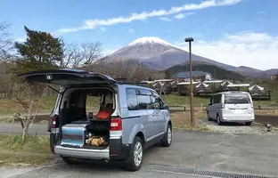 多機能バンからライトな1台まで 車中泊にオススメの輸入車ミニバン3選 21年8月19日 エキサイトニュース 2 2