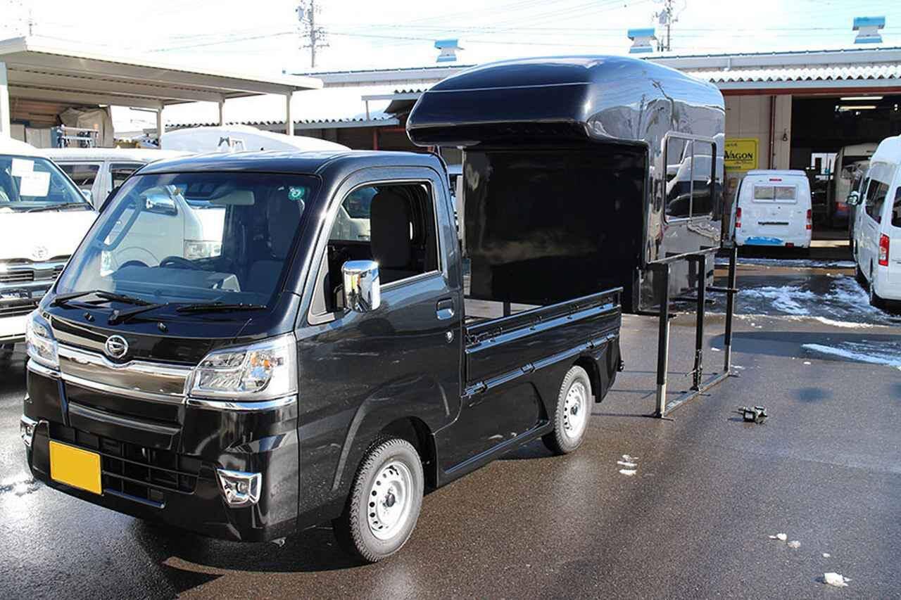 軽トラ荷台にポンと載せるだけ キャンピングカーにも移動販売車にもなる多目的キャビン 21年3月12日 エキサイトニュース 2 3