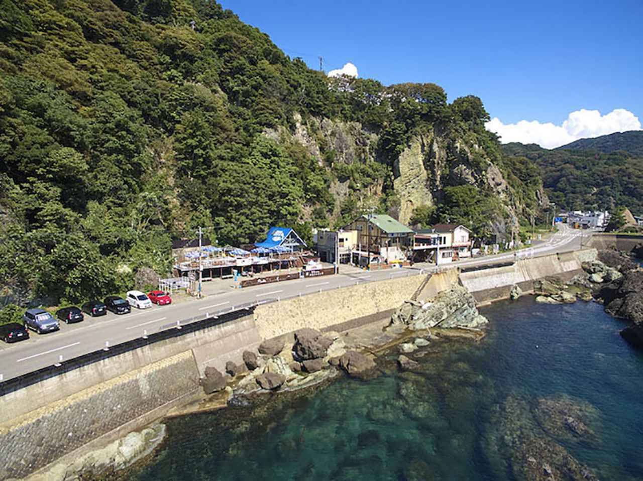 この海の透明感 越前ブルーを満喫できる車中泊スポットがオープン 21年8月5日 エキサイトニュース この海の透明感 越前ブルーを満喫できる車中泊スポットがオープン 21年8月5日 エキサイトニュース