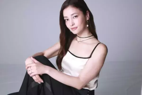 「洗脳だと思うんです」黒木メイサ（38）が語る“強い女性”イメージの本音…15歳で上京、稽古場で泣いた日々も