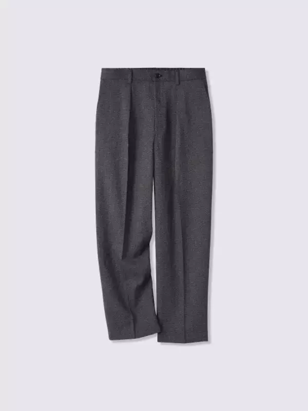 「GU最新作「2990円でハイブランド級」「プロも腰を抜かす1990円」絶対買い逃してはいけない“マストバイ”5選」の画像