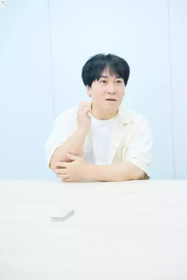 「少年ジャンプ出身・ギャグ漫画家2人が当時の「過酷すぎる週刊連載」を振り返る。「ヘルニアで入院しても原稿は落とさない」ストイックな舞台裏」の画像