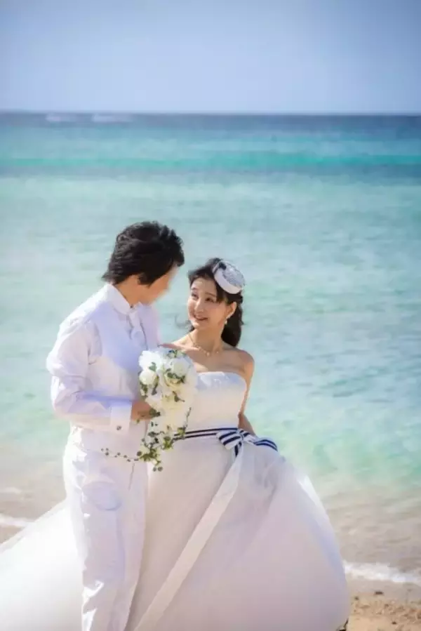 「「妻は63歳、夫は31歳」32歳の“年の差婚”で「どうせ介護で捨てられるよ」アンチの言葉をパワーに変えるまで――年末年始ベスト」の画像