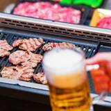 「SNSで話題になった「ビールとジンギスカンは食べ合わせが悪い」は本当？専門医が明かす真相と、真夏の飲酒に潜む意外な盲点」の画像1