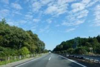 「窓の外を自分のタイヤが走っていく」高速道路で体験した九死に一生のハプニング…プロ任せでは防げなかった“盲点”