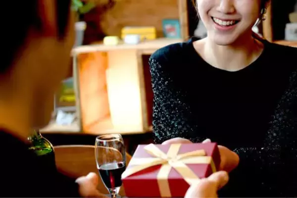 デキる男は「とっくにクリスマスの下準備を終わらせている」　婚活のプロが伝えたい「今から何をするべきか」と「してはいけない行為」