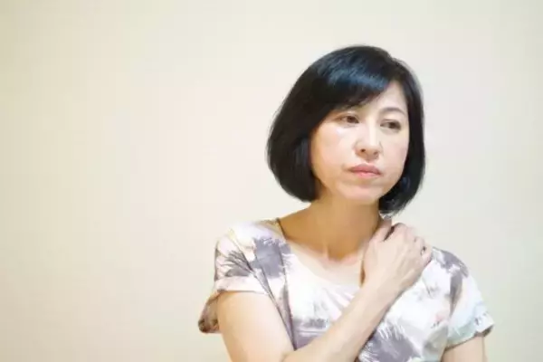 58歳女性が婚活を始めたら“1ヶ月で300件”の申込みが…デート先が“フードコート”、口臭で断念した男性も