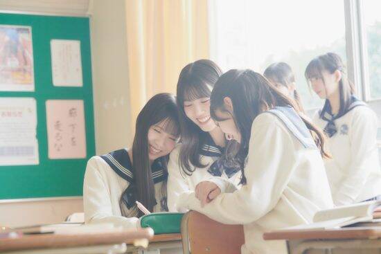 僕青・工藤唯愛、初の単独メインに「少しだけ強くなれた」7thシングル雲組楽曲「カイロに月」のMVの舞台裏