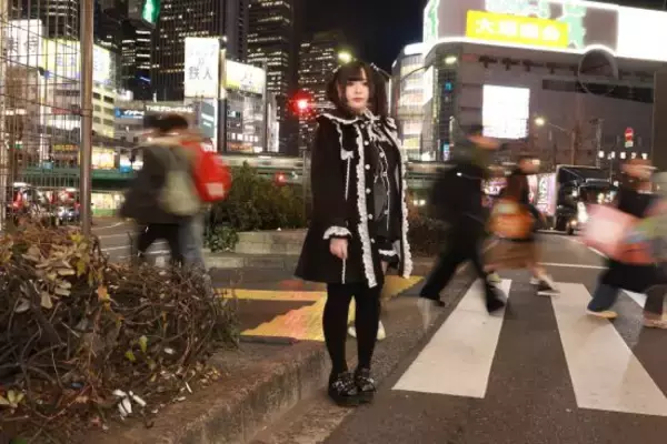 「23kg増“逆ビフォーアフター”がSNSで話題の女性を直撃。アイドル時代は「正直うまくいかず」」の画像