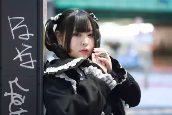 「23kg増“逆ビフォーアフター”がSNSで話題の女性を直撃。アイドル時代は「正直うまくいかず」」の画像