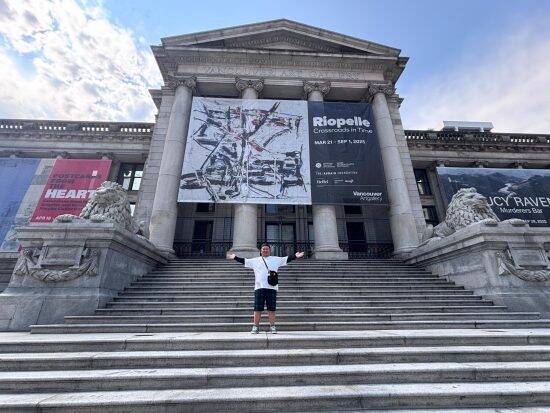 「100万円自腹で払って」ひょうたんアーティスト・あらぽんが“カナダ個展”を実施。最終的な損益を聞いた