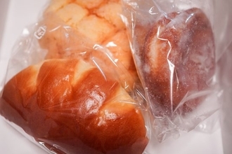 朝の菓子パンで「顔の魅力度」が最大7割下がる。食べたわずか2時間後、他人に“冴えない顔”と判定されるワケ