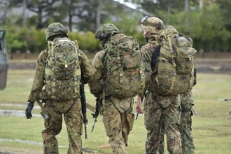 「他人に期待するから裏切られる」…自衛隊で学んだ、職場の理不尽に心を病まない“徹底的に期待しない”人間関係論