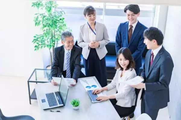 「ラブホで“証拠写真”を撮られた35歳人妻が迎えた哀しい顛末。義母の干渉に耐えかねて…――仰天ニュース特報」の画像