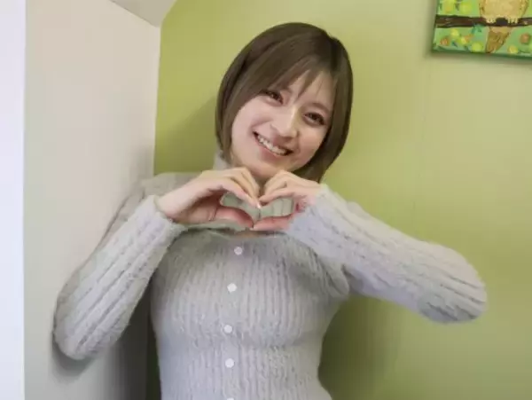 「板垣あずさ、元セクシー女優の母として。「傷つくかな、と考えることもあるけど」――仰天ニュース特報」の画像