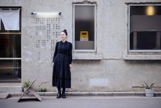 「休むのが下手な70歳って、あまり聞かない」漫画家・まんきつが辿り着いた、罪悪感を手放す“ご機嫌な”休み方