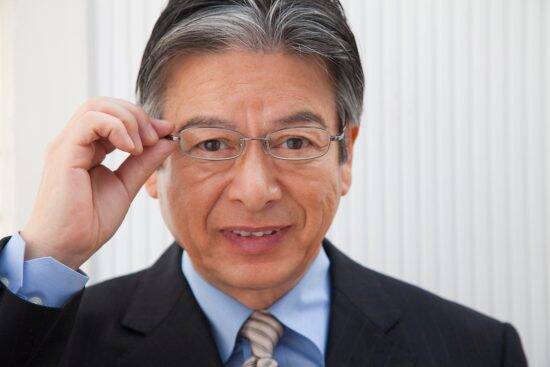 「キミくらいがちょうどいい」10歳以上年の離れた女性に“おじアタック”を繰り返す50・60代男性の痛すぎる実態